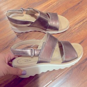 Women’s Clarks sandals, size 7.5. Used in good condition.